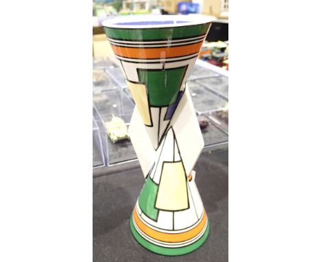 Wedgwood Clarice Cliff YoYo vase H: 23 cm