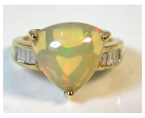 A 9ct gold ring set with Ethiopian opal &amp; diamond, 5g, size N/O