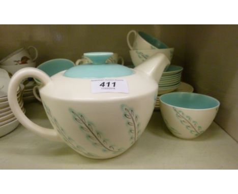 A Poole pottery Freeform Ware Feather Drift pattern tea set       S