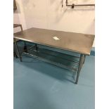 STAINLESS STEEL TABLE