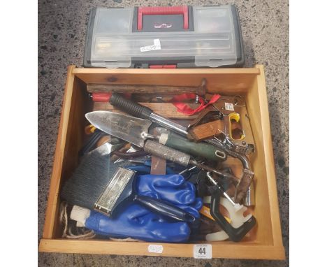 A WOODEN DRAWER WITH MISC HAND TOOLS &amp; PLASTIC TOOL BOX WITH CONTENTS