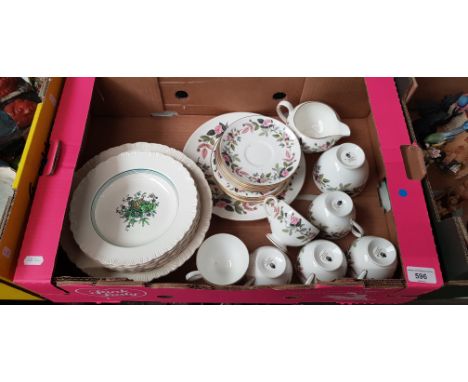 Wedgwood 21 piece Hathaway Rose tea set - 6 cups, 6 saucers, 6 tea plates, milk jug, sugar basin and cake plate together with