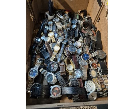A box of mens wristwatches including Casio, Rotary, Sekonda, etc.