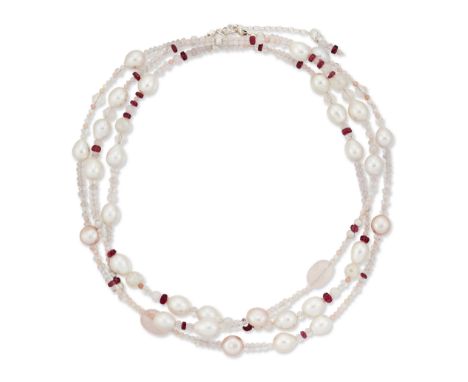 A CULTURED PEARL AND GEMSTONE BEAD NECKLACE, white and pink cultured drop and button pearls spaced by groups of faceted and r