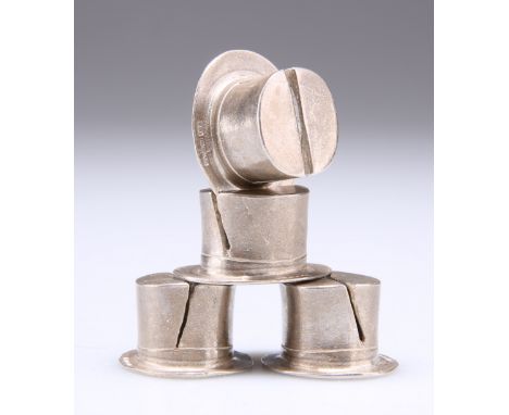 AN ELIZABETH II SET OF FOUR SILVER NOVELTY TOP HAT MENU HOLDERS,&nbsp;by E&amp;J, London 2018, cast.&nbsp;1.4cm high, 1.7 tro