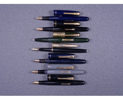 WATERMAN - Three vintage (late 1940s) Waterman Taperite fountain pens - two black, one grey - with 14ct gold nibs and gold tr