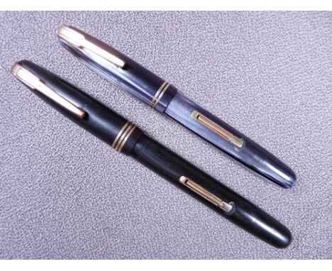 WATERMAN - Vintage (1940s-50s) black Waterman 513 Deluxe fountain pen with gold trim and 14ct gold nib (2A) and a vintage (19