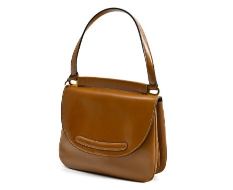 Handbag "Vermeil"Delvaux In smooth natural leather, white stitching. Gilded trimmings. 2 gussets, inside lined in suede. 2 in