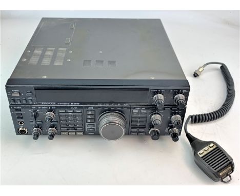 Kenwood HF Transceiver TS-850S with Kenwood microphone and instruction manual