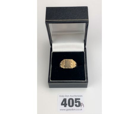 9k gold signet ring, size S, w: 7 gms