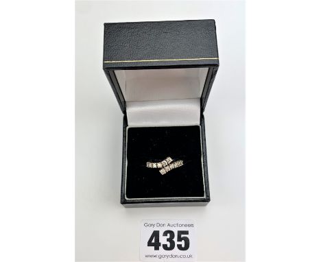 18k gold and diamond ring, size O/P, w: 2.9 gms