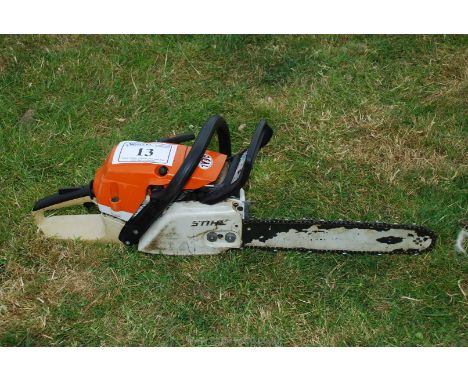 A Stihl MS 261 chainsaw with chain-brake - good working order, ran at time of lotting.