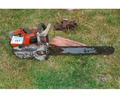 A Stihl 08S chainsaw for restoration, no chain brake, good compression (unable to start as no fuel present)