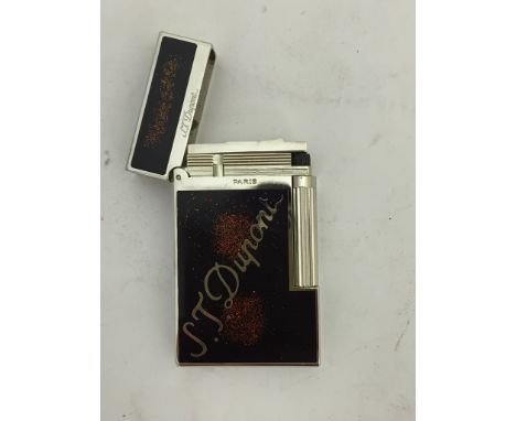 A gentleman's lighter