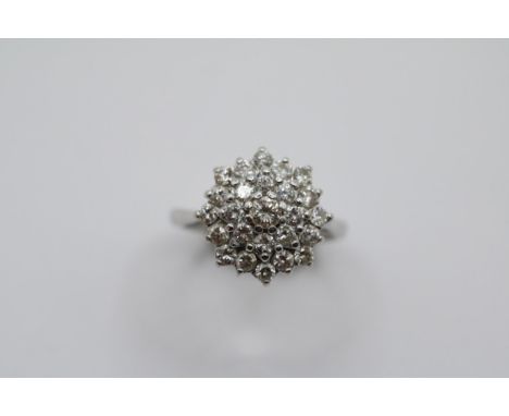 Good quality Ladies 18ct White Gold Diamond Cluster ring 1.2ct estimated total weight. 4.8g Size M 