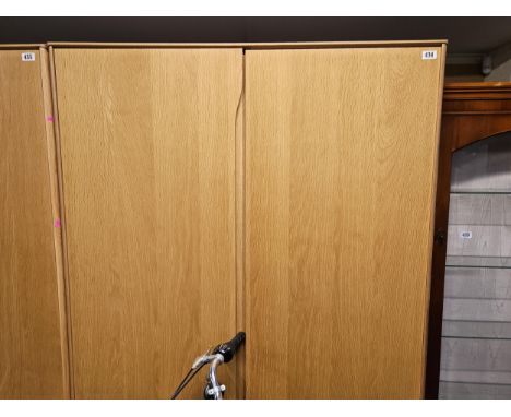 Ercol Rimini Light oak Wardrobe with single drawer to base 