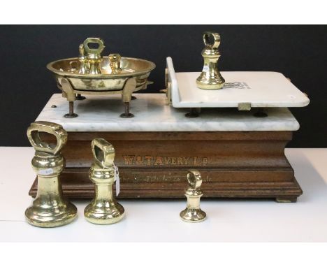 Large late King Edward VII marble W&amp;T Avery Ltd counter balance weighing scales with wooden base, brass weighing bowl and