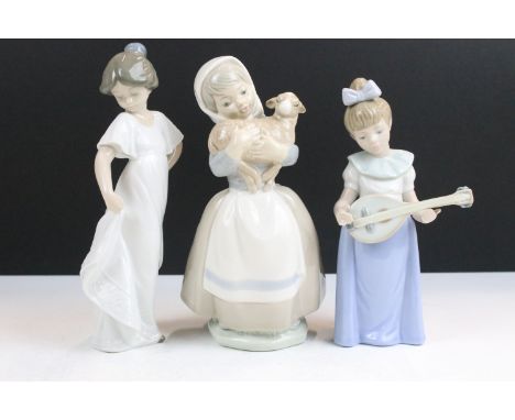 Mid 20th century selection of Lladro Nao figurines to include girl with sheep, dancing girl and girl with guitar examples, ta