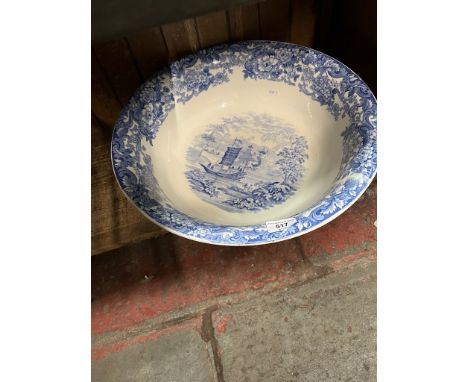 A 19th century Wedgwood Chinese pattern wash basin. 