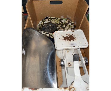 Kitchen weighing scales with metric weights and a spring balance. 