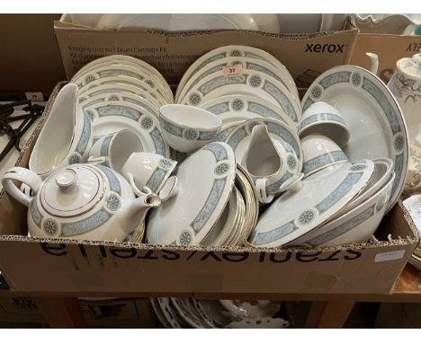 A box of Ridgway Palazzo pattern dinner and teaware