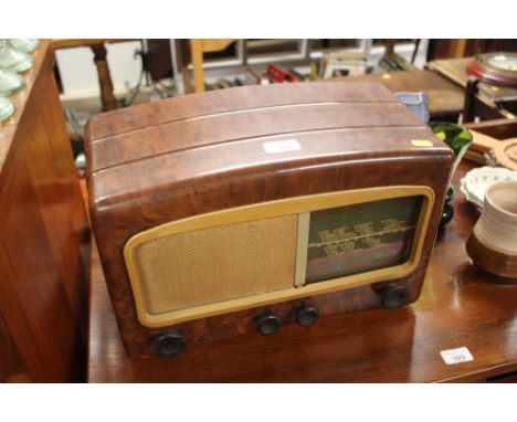 A Cossor Bakelite cased radio - sold as collector's item