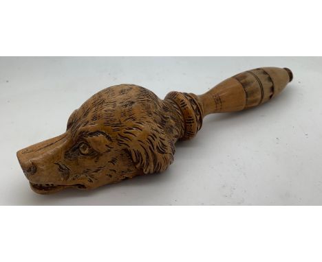 A 19thC Treen dog nutcracker 20 cms l.Condition ReportGood condition.