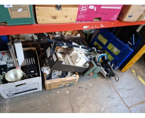 A saw bench, various tools, teasmade, roof bars for Citroen, electric hedge trimmer, electrical leads, price guns etc