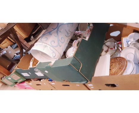 7 boxes of mixed ceramics to include Queens Virginia Strawberry tea wares, Royal Grafton, large ceramic stick stand etc