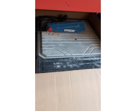 An Erbauer 750 watt tile cutter and a 1.5m tile tracker 