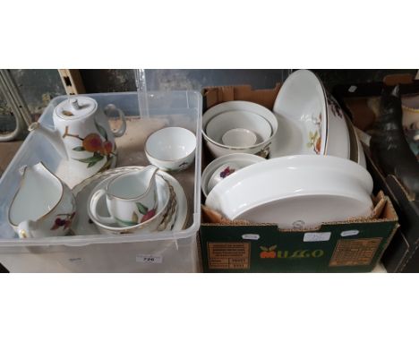 Two boxes of Royal Worcester Evesham dinner ware approx. 20 pieces 