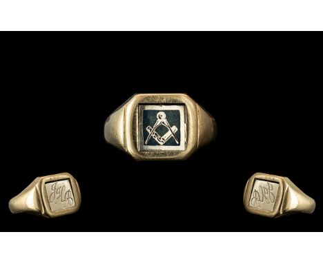 9ct Gold Reversible Square Head Ring, Blue Square &amp; Compass, Monogrammed JHB, Fully Hallmarked, Gross Weight 5.6g Ring Si