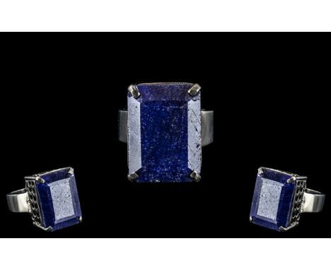 21.39 Ct Blue Sapphire 925 Silver Ring. 