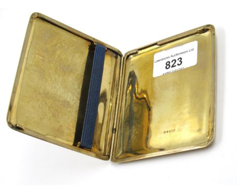 9ct Gold cigarette case with engine turned decoration by Goldsmiths & Silversmiths Company, 120g 