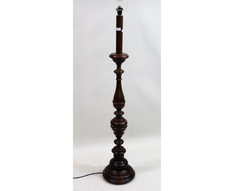 Reproduction turned wood standard lamp, 147cms high (excluding the lamp fitting), together with a reproduction bentwood hat a