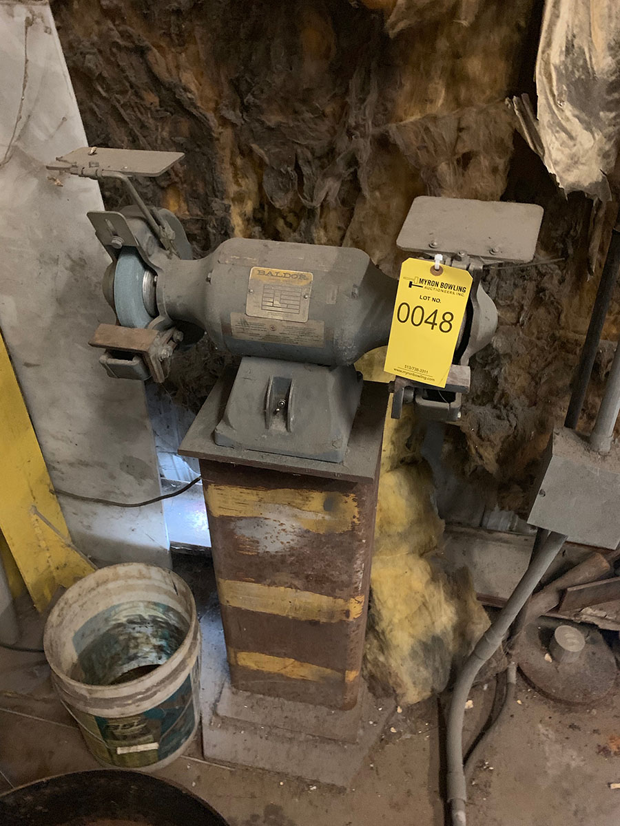 BALDOR 3/4 HP 8'' DOUBLE END BENCH GRINDER