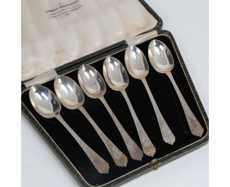 A set of 6 Edwardian silver teaspoons, engraved decorated handles, by C T Burrows & Sons, hallmarks Sheffield 1903, spoon len