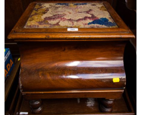 MAHOGANY COMMODE