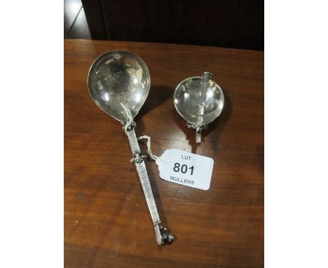 A PAIR OF SILVER KNIVES AND FORKS the lined finial monogrammed V the spoon with armorial crest