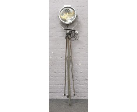 A Calor engineering tripod flood light. 
