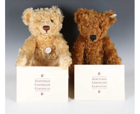 Two modern Steiff limited edition teddy bears, comprising 1905 replica bear red/brown 50, height 48cm, and Teddy Box 1905, he