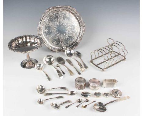 An early Victorian silver Fiddle pattern caddy spoon with engraved decoration, Birmingham 1839 by George Unite, length 8cm, a