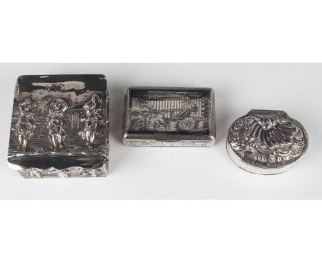 A 19th century Russian silver and niello rectangular snuff box, 84 zolotnik, the hinged lid decorated with a two horse-drawn 