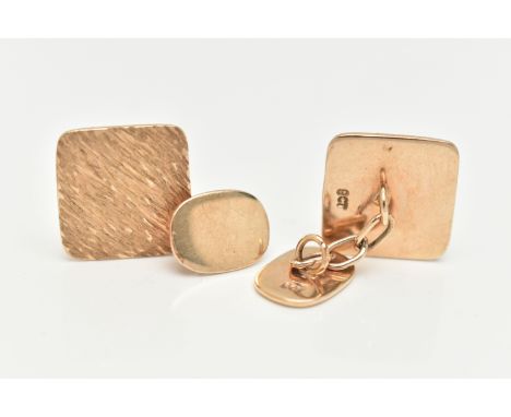 A PAIR OF YELLOW METAL CUFFLINKS, square form textured cufflinks, fitted with chain link fittings, stamped 9ct, approximate g