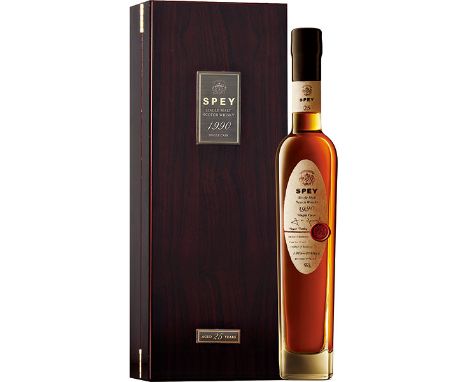 SPEY SINGLE CASK AGED 25 YEARS
Single Cask Single Malt Scotch Whisky. Bottle no. 5 of only 200 bottles. Distilled from Speysi