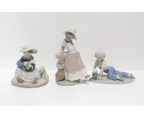 Lladro figure All Aboard 7619, A Step in Time 5158, Lambkins 5469 Condition Report:all good condition, need a clean