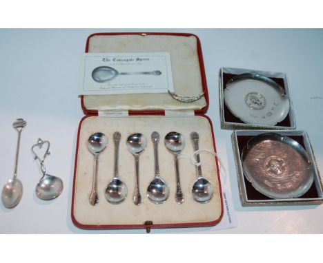 A cased set of six "The Canongate" silver spoons, Edinburgh 1937, a pair of silver dishes, Birmingham 1952, a crescent brooch