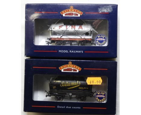BACHMANN 2 TANK WAGONS 