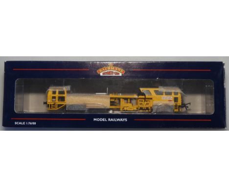 BACHMANN PLASSER TAMPER MACHINE (MOTORISED) 