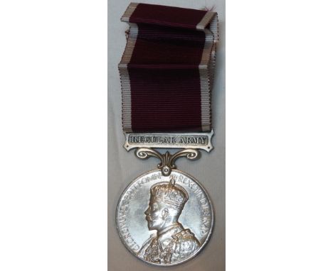 MEDALS - LONG SERVICE & GOOD CONDUCT GEORGE V REGULAR ARMY BAR TO 1417761 GNR W.BARNETT R.A 